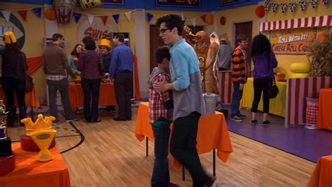 Henry Danger (2014) Season 2 S02 1080p x265 EDGE2020.